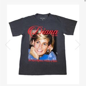 The Diana Tee - Charcoal